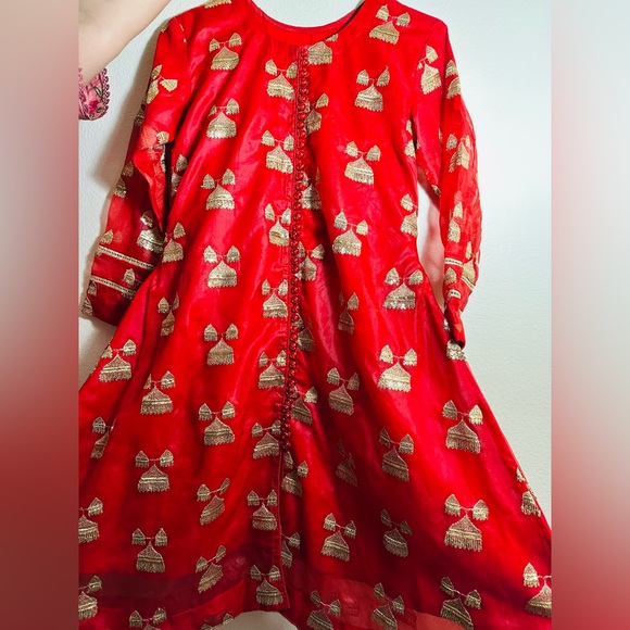 This is Brand new dress never used - Picture 1 of 4